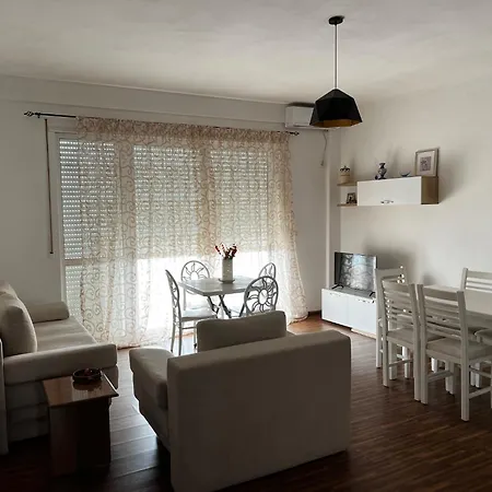 Belle View Apartman *